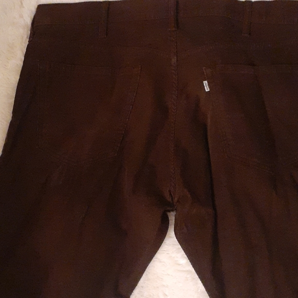 Levi's - Picture 2 of 3